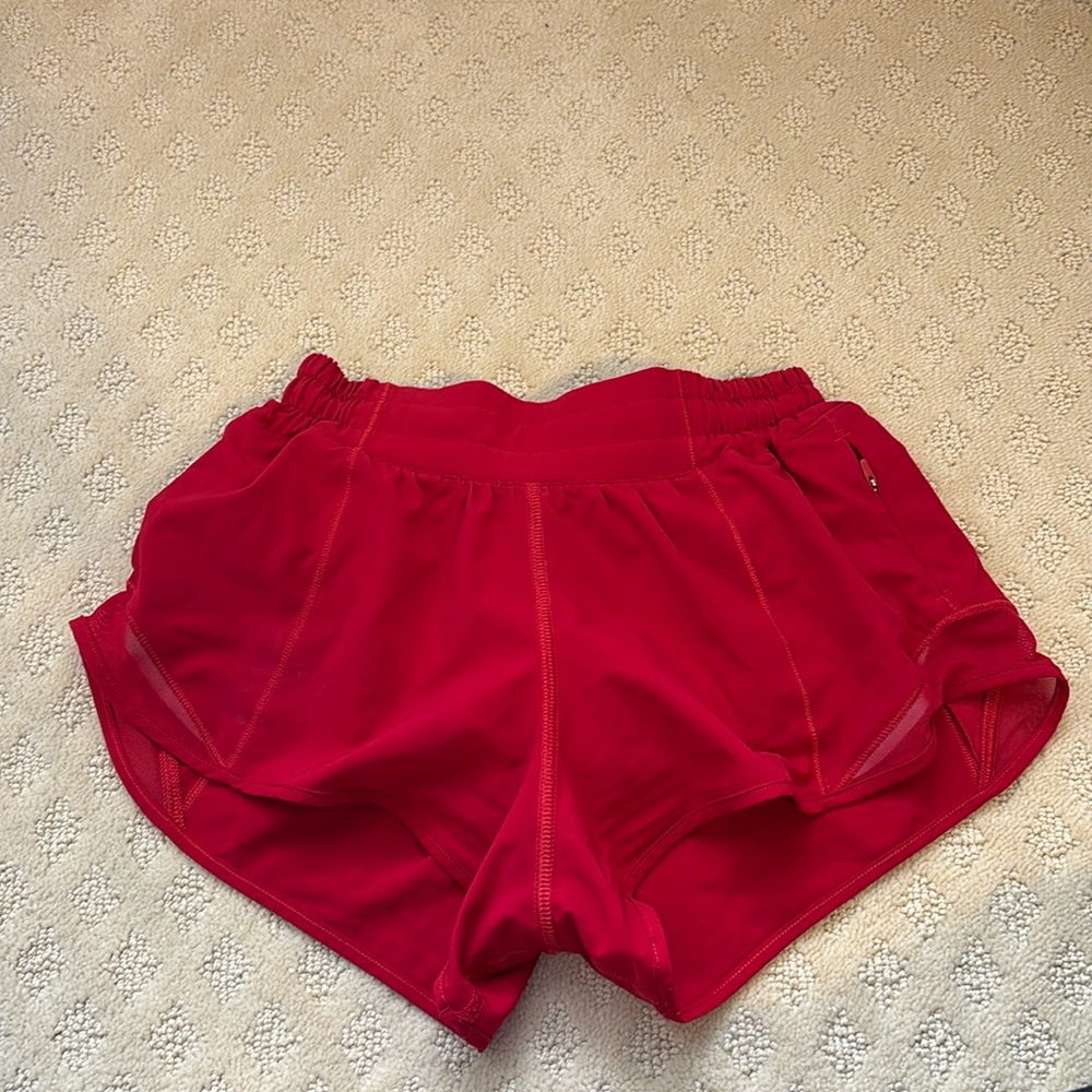 Lululemon hotty hot size 2